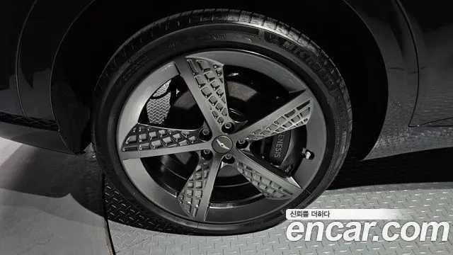 Genesis GV70 id 2953886 из Кореи 15