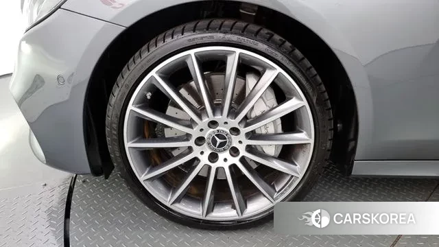 Mercedes-Benz E-Class W213 id 3033841 из Кореи 15