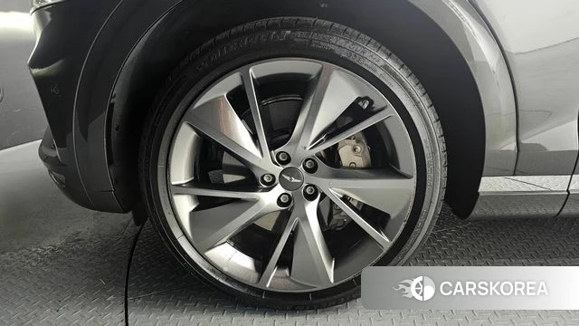 Genesis GV70 id 3838221 из Кореи 15