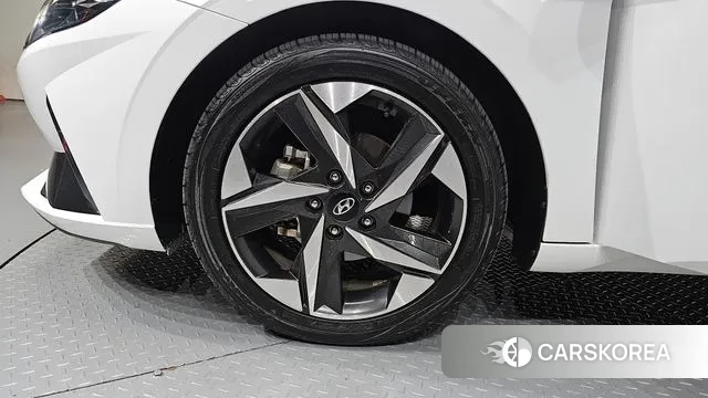 Hyundai Avante (CN7) id 3691889 из Кореи 15