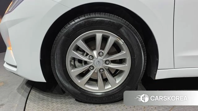 Hyundai The New Avante AD id 3942611 из Кореи 15