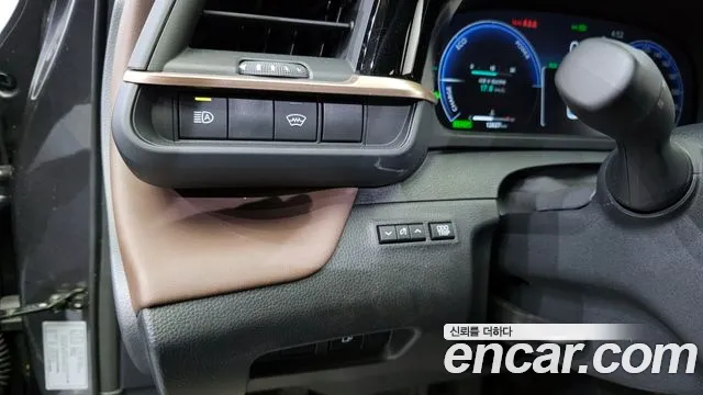 Toyota Crown Crossover id 2688387 из Кореи 15