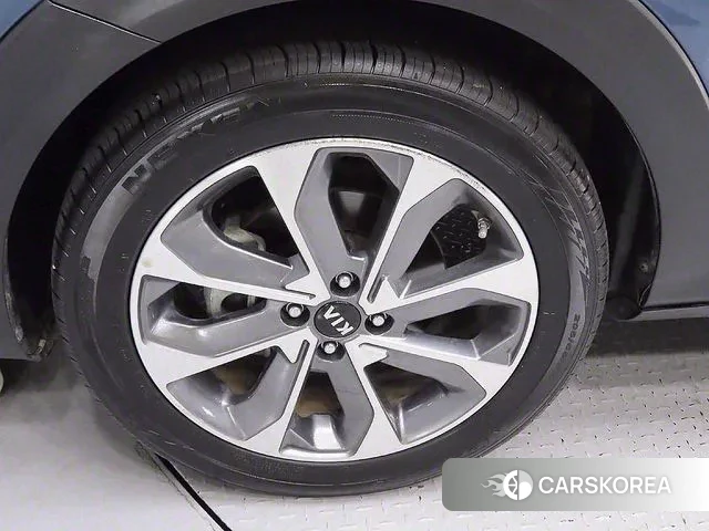 Kia Stonic id 3004604 из Кореи 15