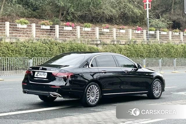 Mercedes-Benz E-class id 4274205 из Китая 14