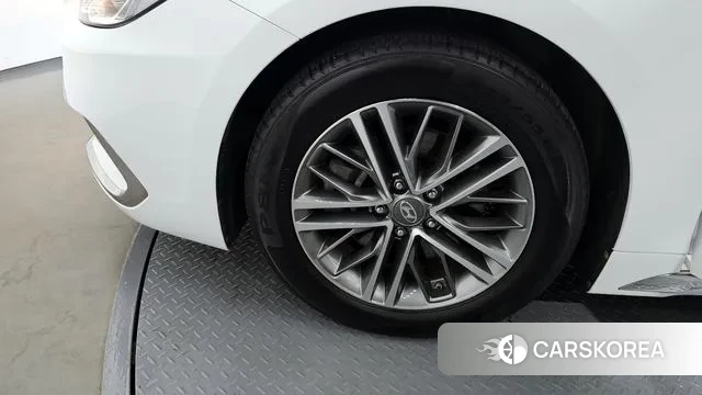 Hyundai Grandeur IG id 3220902 из Кореи 15