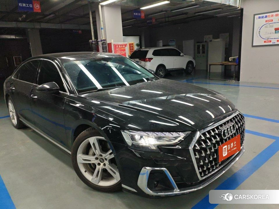 Audi A8 2022 Черный из Китая, фото 5