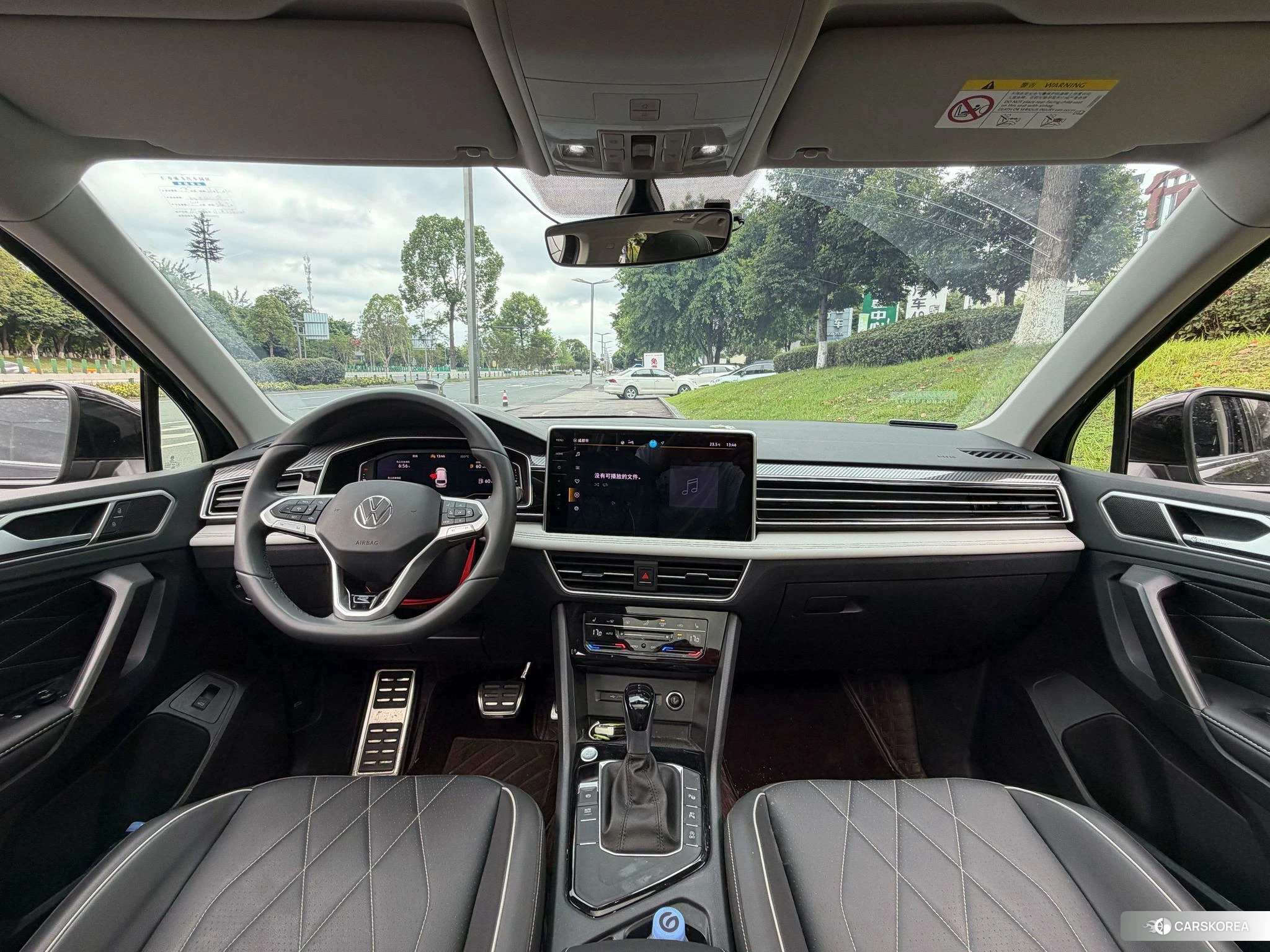 Volkswagen Tiguan L id 4510651 из Китая 9