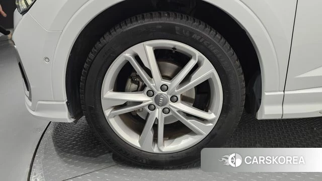 Audi Q3 (F3) id 4423991 из Кореи 29