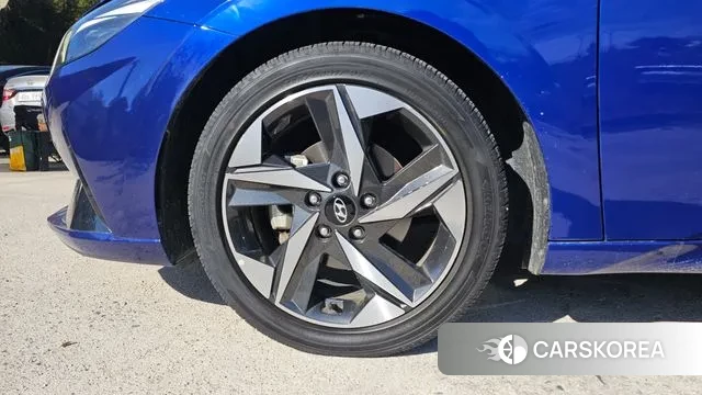 Hyundai Avante (CN7) id 3350509 из Кореи 15