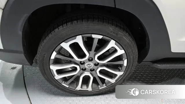 Ssangyong Torres id 3378174 из Кореи 15