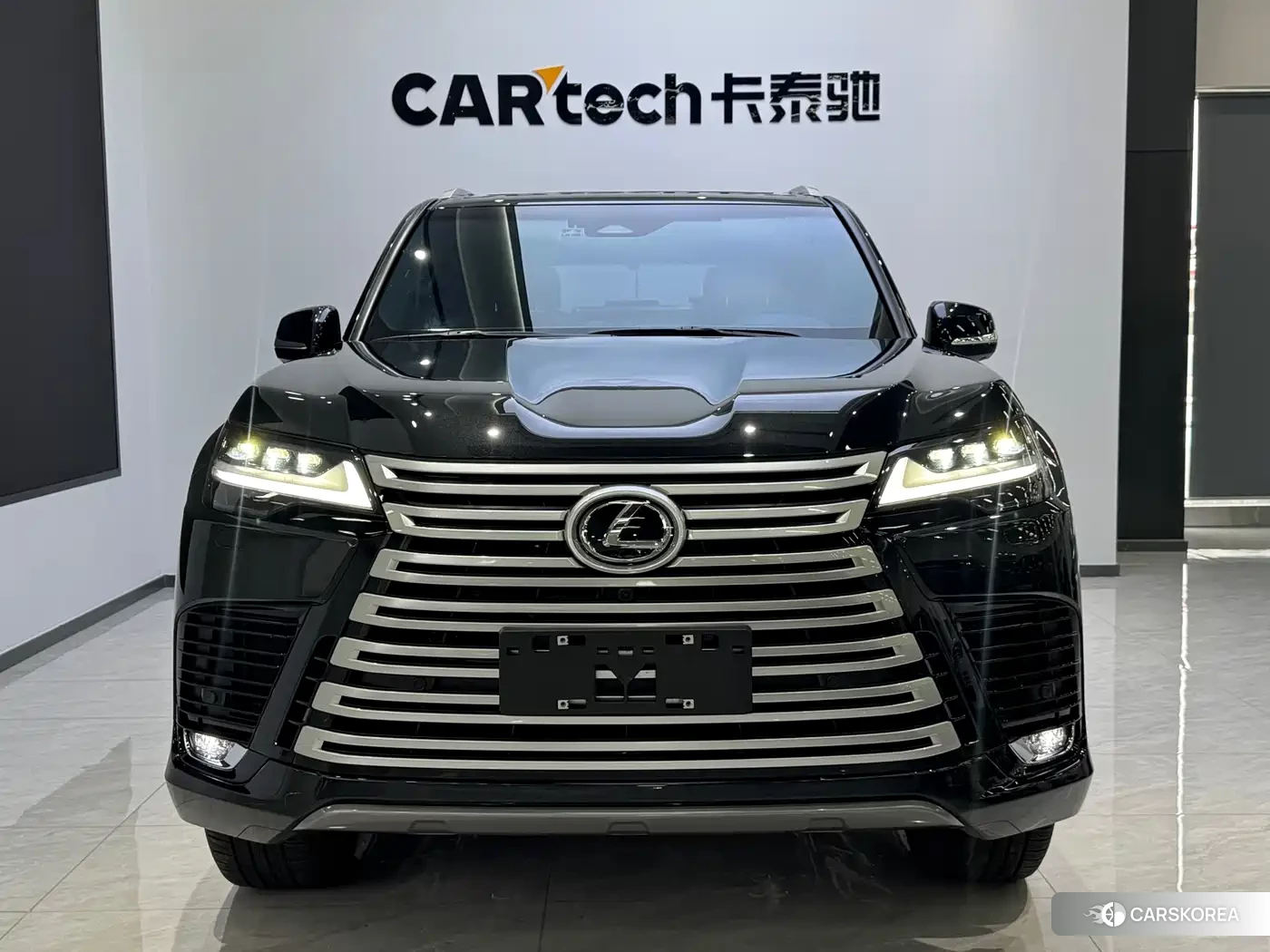 Lexus LX id 4546061 из Китая 15