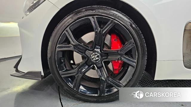 Kia Stinger id 4677626 из Кореи 15
