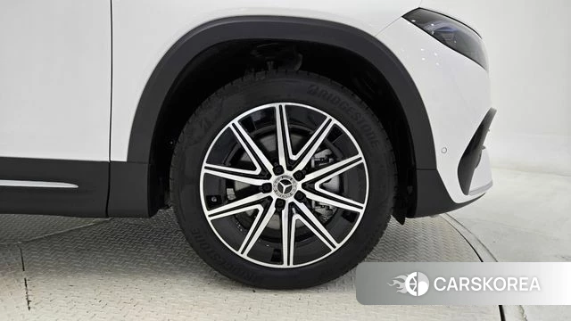 Mercedes-Benz EQB X243 id 4548554 из Кореи 13