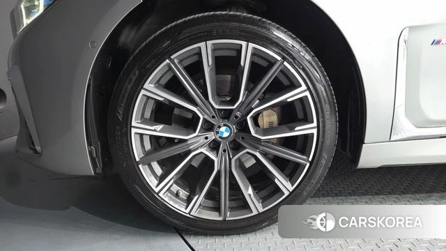 BMW 7 Series (G11) id 4677535 из Кореи 30