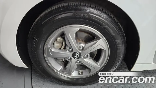 Hyundai Avante AD id 2660253 из Кореи 15