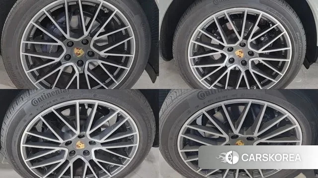 Porsche Cayenne (PO536) id 3012495 из Кореи 15