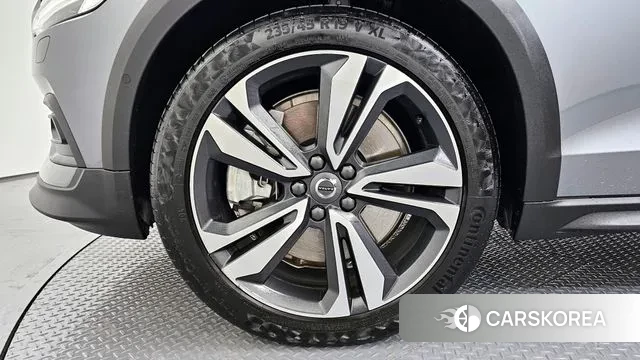 Volvo V60 Cross-Country 2nd Generation id 3573459 из Кореи 15