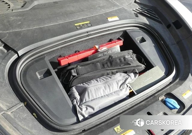 Audi RS e-Tron GT id 3954113 из Кореи 15