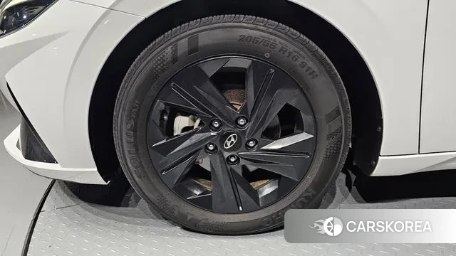 Hyundai Avante Hybrid (CN7) id 3581375 из Кореи 15