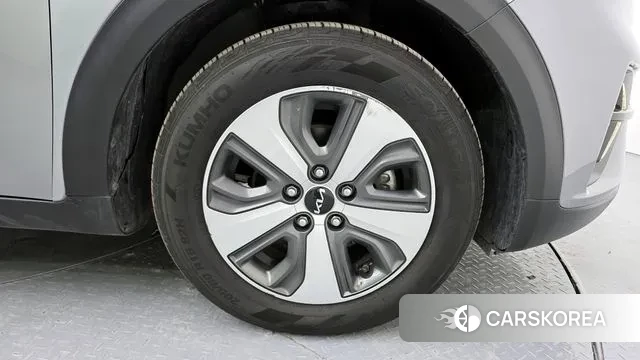 Kia The New Niro id 3017122 из Кореи 15