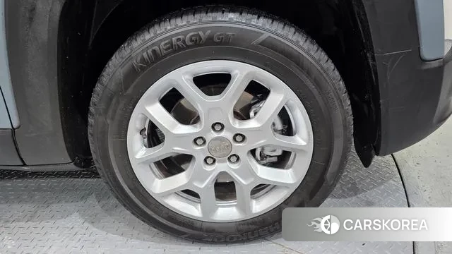 Jeep Renegade id 3598971 из Кореи 15