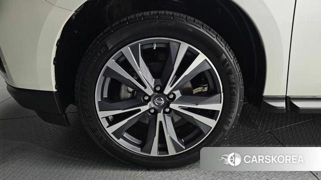 Nissan Pathfinder 4th Generation id 4689296 из Кореи 28