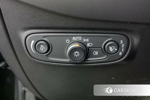Chevrolet Explorer id 4210102 из Китая 19