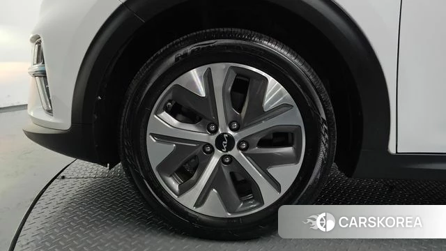 Kia Niro EV id 4619425 из Кореи 30