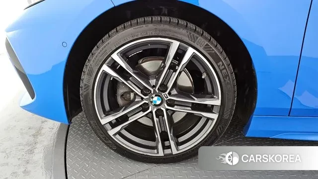 BMW 1 Series (F40) id 3546016 из Кореи 15