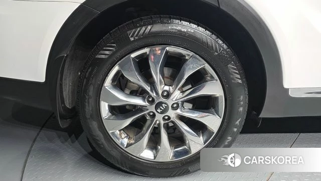 Kia The New Sorento id 4435798 из Кореи 28