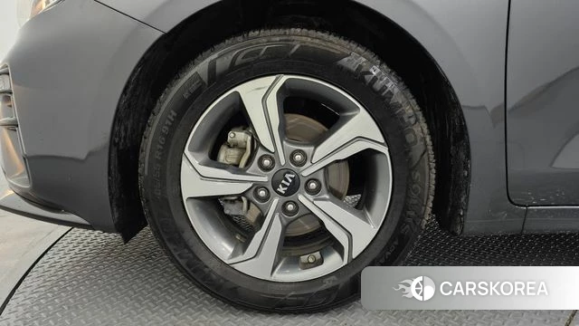 Kia Come New K3 id 4410834 из Кореи 25