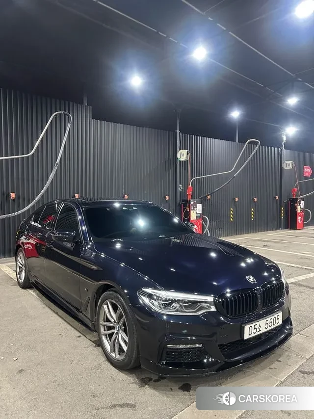 BMW 5 Series (G30) 2018 Синий из Кореи, фото 5