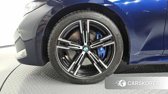 BMW 3 Series (G20) id 4640001 из Кореи 30
