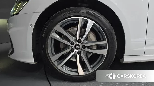 Audi A6 (C8) id 3615968 из Кореи 15