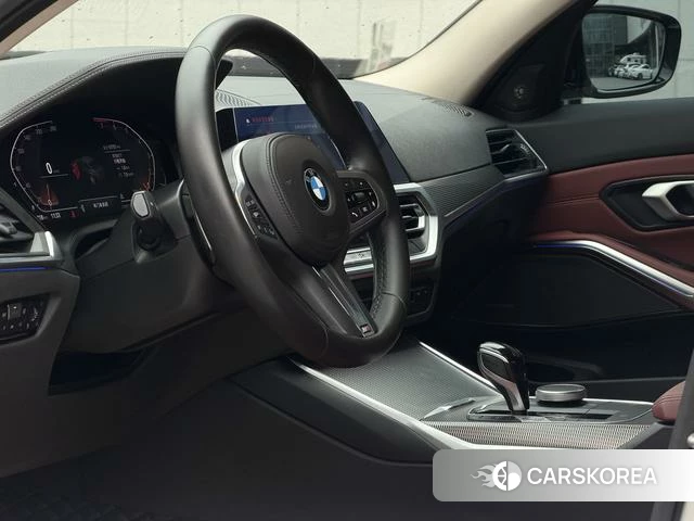 BMW 3 series 2022 Белый из Китая, фото 5