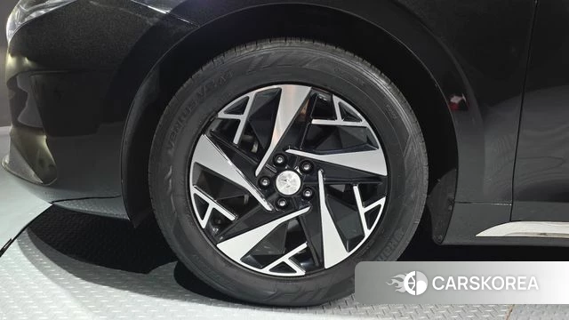 Hyundai The New Grandeur IG Hybrid id 4231228 из Кореи 15