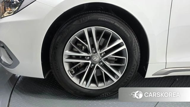Hyundai Grandeur IG id 4447584 из Кореи 27