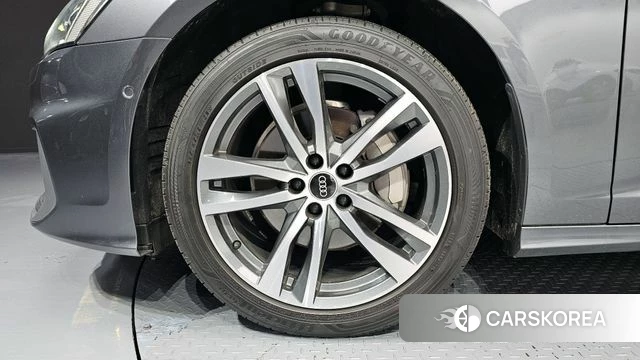 Audi A6 (C8) id 3892423 из Кореи 15