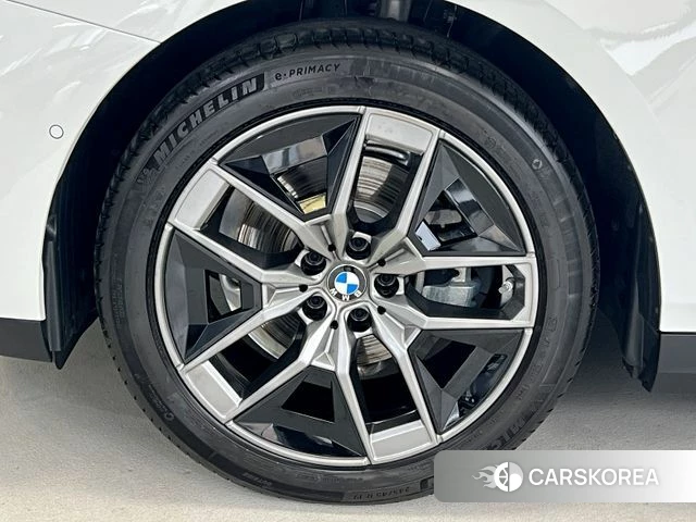 BMW 5 Series (G60) id 4546731 из Кореи 15
