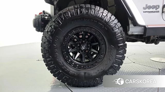 Jeep Wrangler (JL) id 4794535 из Кореи 31