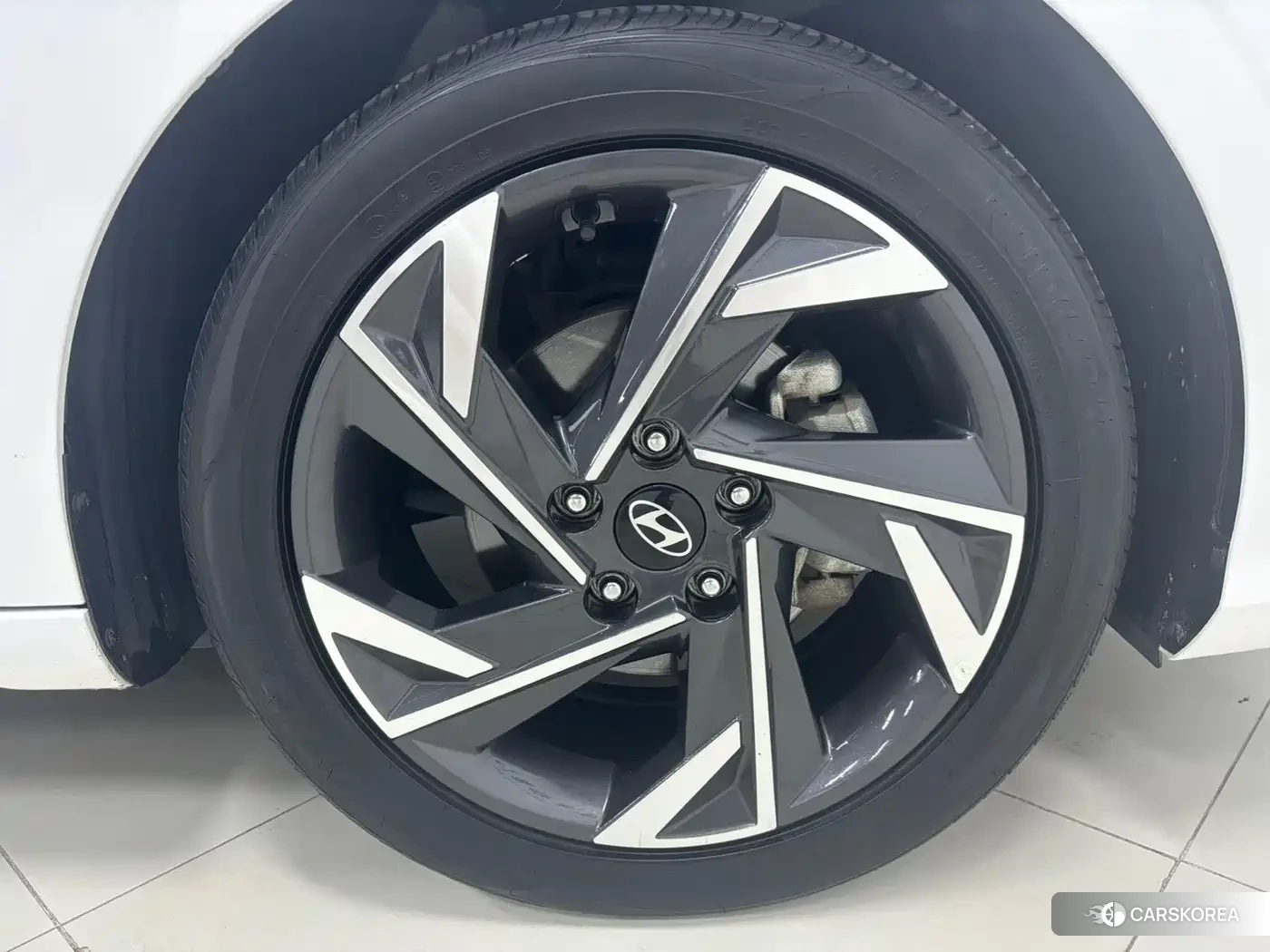 Hyundai Elantra id 4514283 из Китая 21