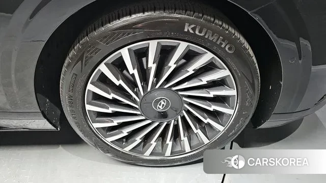 Hyundai Grandeur (GN7) id 3333415 из Кореи 15
