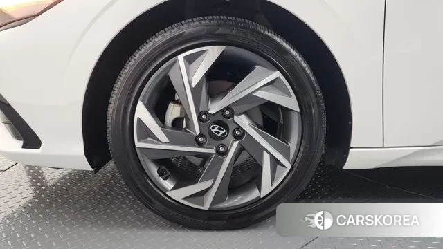 Hyundai The New Avante (CN7) id 3372269 из Кореи 15