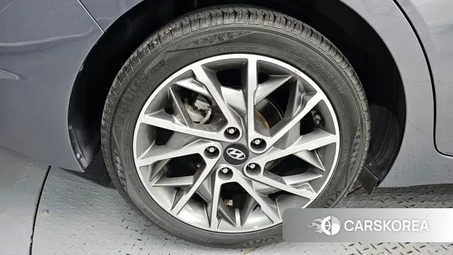 Hyundai The New Avante AD id 3350921 из Кореи 15