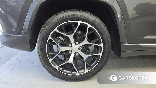 Jeep Grand Cherokee (WL) id 4706476 из Кореи 31