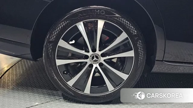 Mercedes-Benz E-Class W213 id 3702768 из Кореи 15