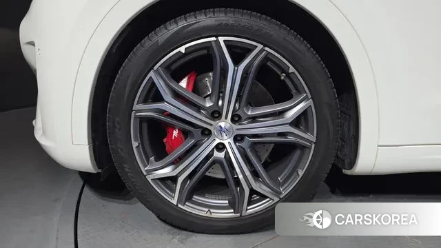 Maserati Levante id 3754002 из Кореи 15