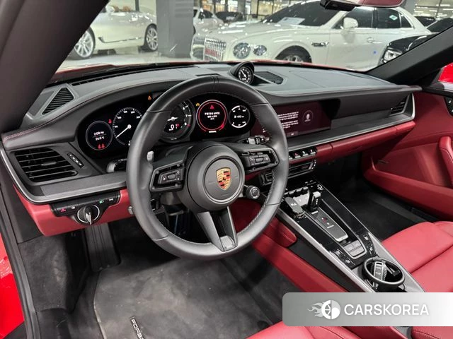 Porsche 911(992) id 4349234 из Кореи 10