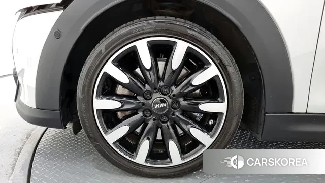 Mini Cooper S id 2959829 из Кореи 15