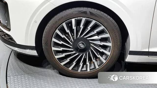 Hyundai Grandeur (GN7) id 3462735 из Кореи 15